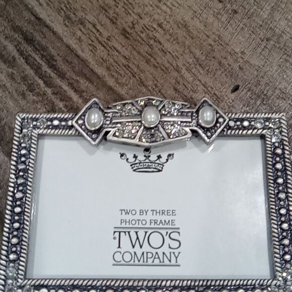 Two's Company set of 2 pewter pearl & rhinestone Photo Frames 2.5" x 3.5" NWOT - Picture 2 of 4